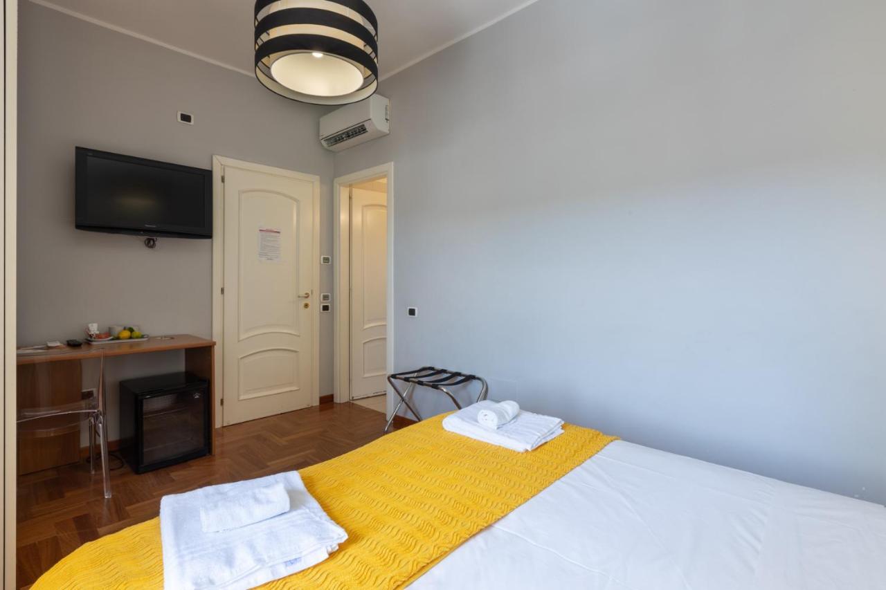 Bed And Breakfast Del Fiore Cagliari Extérieur photo